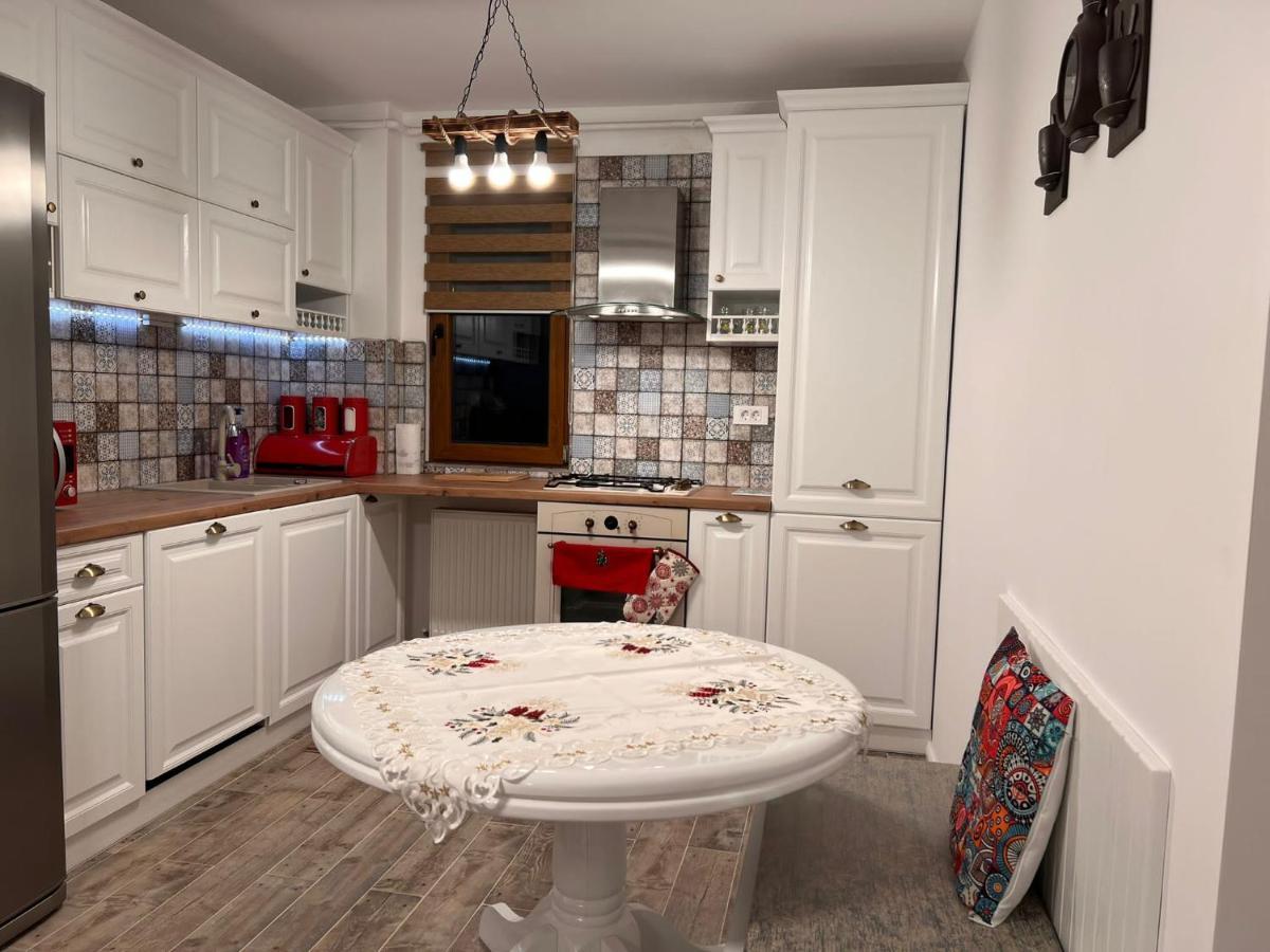 Apartament English Home 2 Camere Braşov Extérieur photo