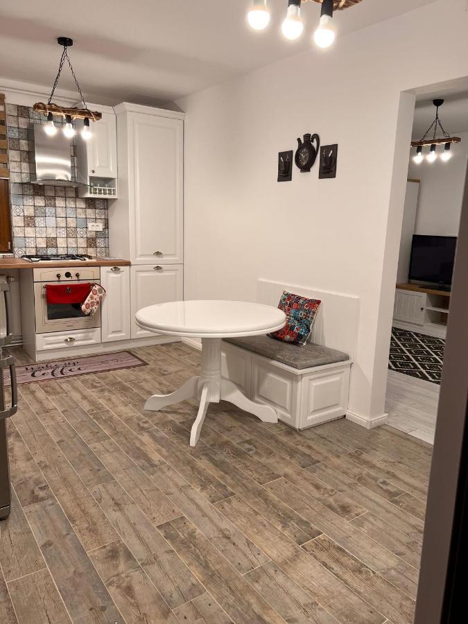 Apartament English Home 2 Camere Braşov Extérieur photo